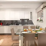 Adriatic Skyline Apartman *